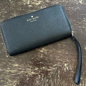 kate spade Black Saffiano Zip Wristlet Wallet